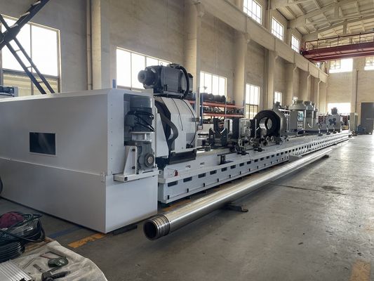 Hydraulische Skiving &amp; Roller Brennmaschine 5000 mm/min Spindel Schneidgeschwindigkeit