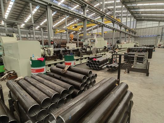0.8 mm/r Ra 0.037 Skiving Roller Brennmaschine mit Ultra Breitleitbahn